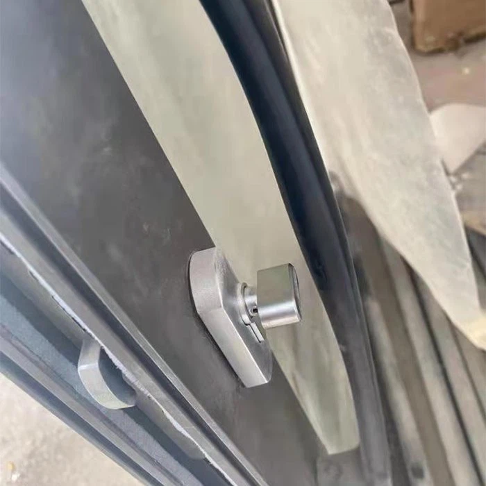 Porte coulissante aluminium avec fenêtres latérales