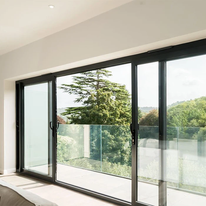 Portes coulissantes aluminium avec vitrages