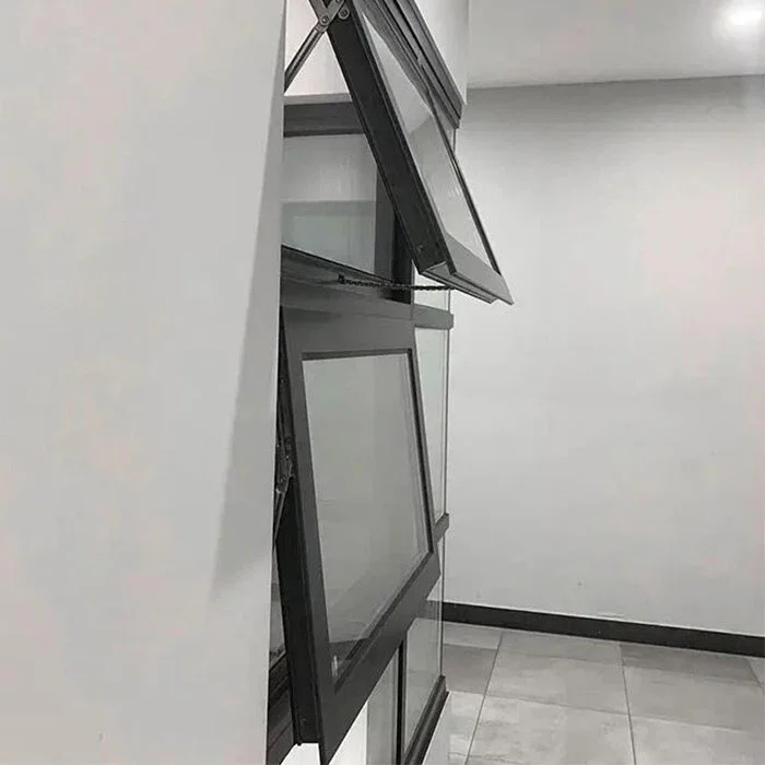 نوافذ مفصلية علوية